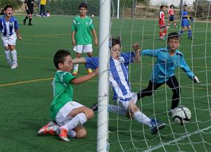 Partido entre CD Leganés y Club Pvo. Parla Escuela